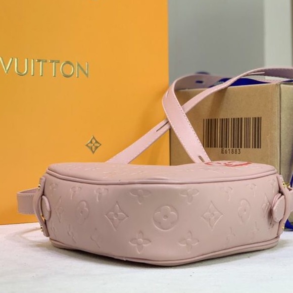 LOUIS VUITTON RARE BAG - Picture 2 of 8